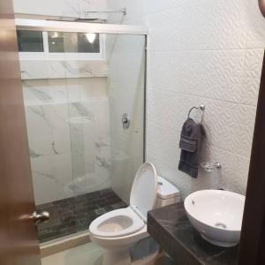 Condo Monaco en Sabalo Country