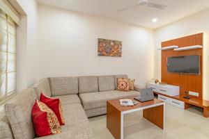 StayVista at Anjali with Complimentary Breakfast & Terrace Access - Big Villa