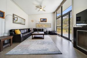 Ecocrackenback 14 Sustainable chalet close to the slopes