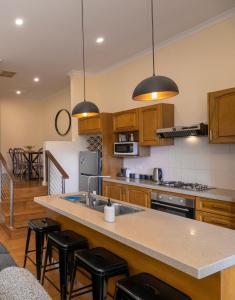 Alfies on Albert Daylesford