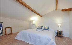 Maisons de vacances Beautiful Apartment In La Gaude With Kitchenette : photos des chambres