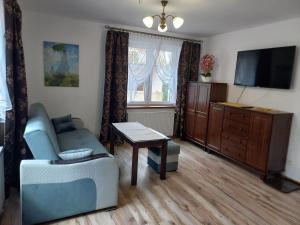 APARTHOTEL "Apartamenty KORONA" w Cieplicach przy basenach Termy Cieplickie koronacieplic,pl