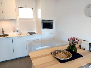 Suite Mirapuerto - Luxury apartment with sea view