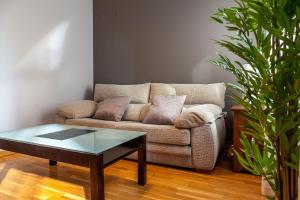 Valencia Flat Rental Swim and Paddle