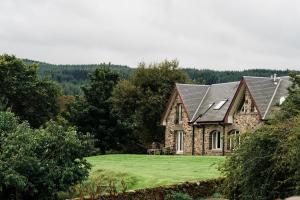 Errichel House and Cottages