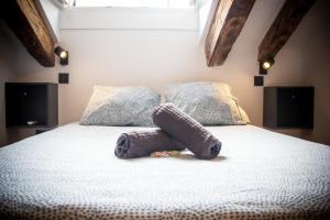 Double Room with Shared Bathroom room in Sungate ONE