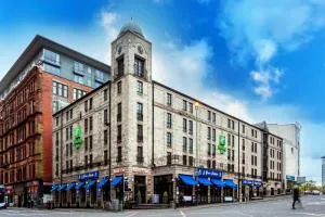 假日格拉斯哥剧院区酒店 - Chryston