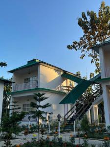 Jaldapara Forest Tourist Lodge JFTL