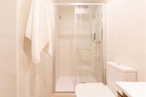 Amplio piso a 300m de Retiro