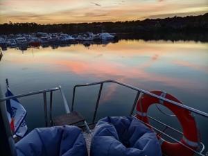 Bateaux-hotels L'Escale Royale - le Yacht Odysea : photos des chambres