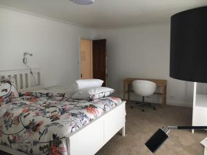 Twodogfolly at Creeklands