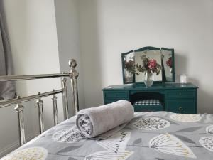 Loveliest Homes Torquay - 3 bed, 2 bathroom, balcony, parking