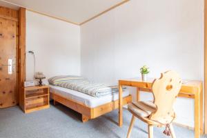 Standard Single Room with Shower room in Hotel Hold