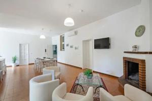 Eremo SantAntonio - Villa & Trullo with Pool, Terrace and Parking