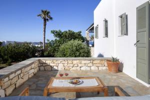 Villa Erato · Ideal family Villa for 8 - Pool, Sea Views