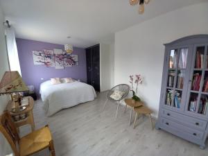 Sejours chez l'habitant Villa Beausoleil : Chambre Lit Queen-Size 