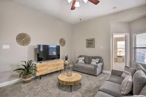 Private Yard and Grill Greenville Vacation Rental - Point