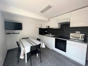 Appartements Appartement Cambo-les-Bains, 2 pieces, 2 personnes - FR-1-495-91 : photos des chambres