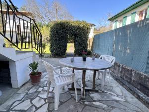 Appartements Appartement Cambo-les-Bains, 2 pieces, 2 personnes - FR-1-495-93 : photos des chambres