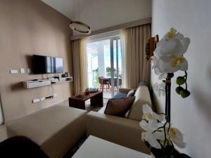 Unique Pool & Golf view retreat 1BR in Hard Rock