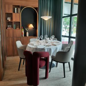 Hotels Relais Saint Jacques - Chateauroux : photos des chambres