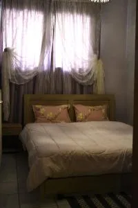 Poly's cozy home - Álli Meriá