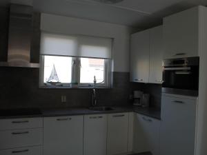 Holiday Home in Zeeland with Garden