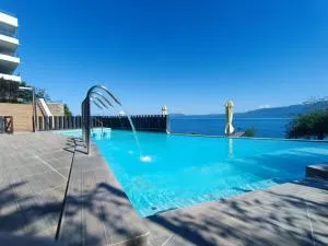 Gran departamento de Lujo en primera línea en PUCON, acceso directo al Lago - Molco