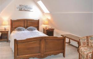 Maisons de vacances 3 Bedroom Nice Home In Marcilhac Sur Cl : photos des chambres