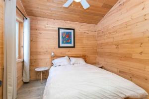 **WATERFRONT**BEAUTIFUL MODERN TOBERMORY COTTAGE