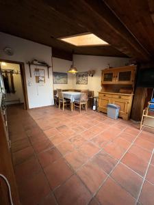 Dachgeschoss-Apartment in Skilift-Nähe