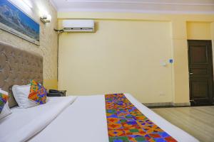 FabHotel HM Palace