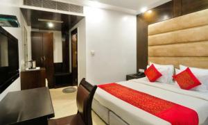 Hotel Benz International, Karol Bagh