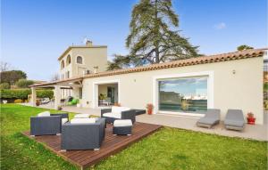 Maisons de vacances Awesome Home In La Gaude With Kitchen : photos des chambres
