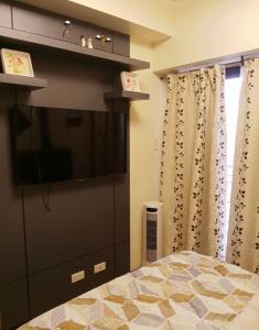 Joeys Place Calathea DMCI