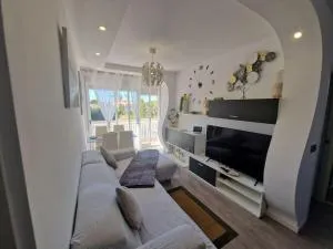 Luxury Beach House with Terrace San Juan Alicante - Benimagrell