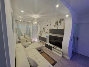 Luxury Beach House with Terrace San Juan Alicante