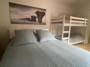 Maisons de vacances FUVOLEA, Maison de vacances a 15 min du centre d'Aix-en-Provence, piscine chauffee mai a fin septembre - jardin - parking prive gratuit : photos des chambres