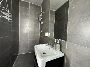 My Studio at Empire Damansara - Netflix provided