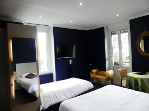 Hotels Logis Hotel Des Bains : photos des chambres