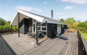 2 Bedroom Nice Home In Samsø