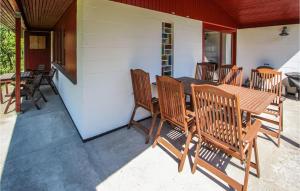 Awesome Home In Samsø With Kitchen