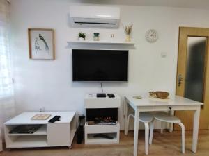 Fenix studio apartment, Zagreb