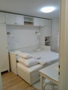 Fenix studio apartment, Zagreb