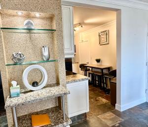 Luxury Beachfront Family-Friendly Condo