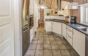 Awesome Home In Samsø With Kitchen