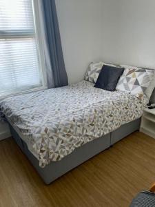 Central Worthing Holiday Home, 3 bedrooms, 600m from beach