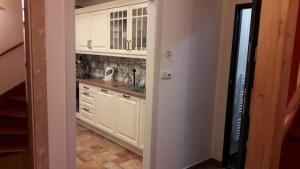 Chaloupka pod Kančí stezkou