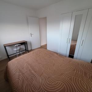 Appartements Grand appartement avec parking prive : photos des chambres