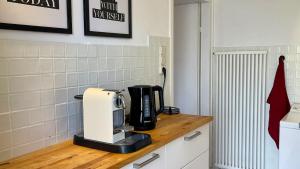 Quiet 2 room garden loft with terrace